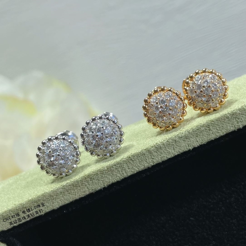 Vca Earrings